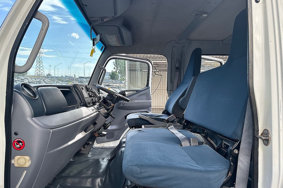 2012 Mitsubishi Canter 715 6.5 MWB (4x4) FG 4X4