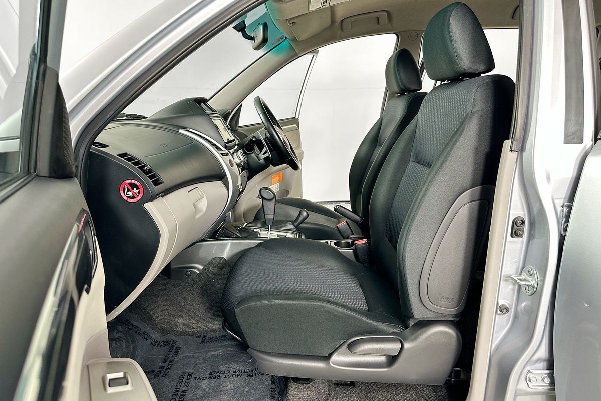 2015 Mitsubishi CHALLENGER (4x4) PC MY14