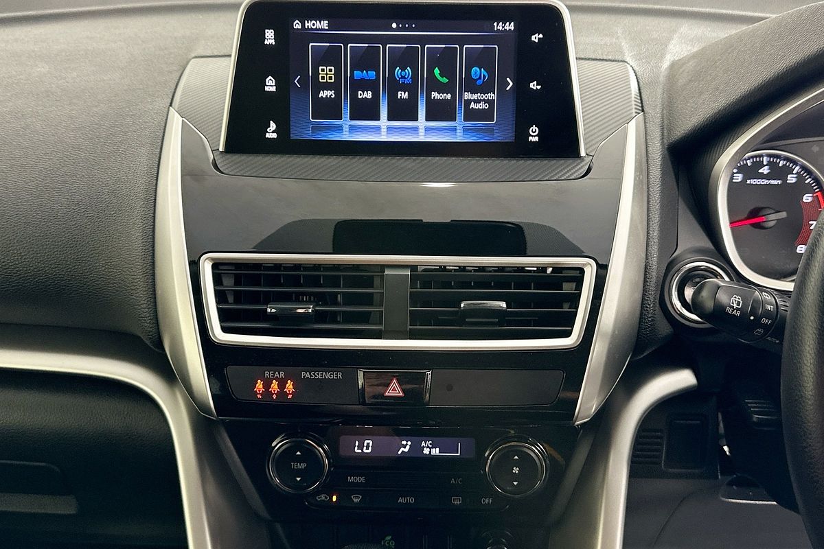 2018 Mitsubishi ECLIPSE CROSS LS (2WD) YA