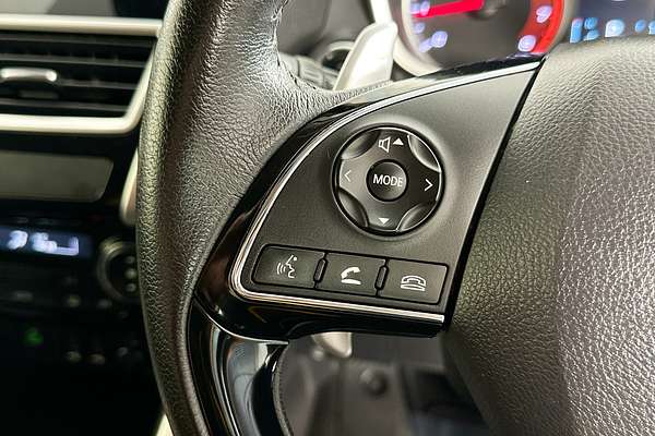 2018 Mitsubishi ECLIPSE CROSS LS (2WD) YA