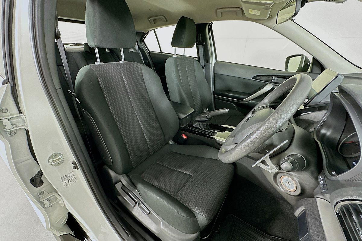 2024 Mitsubishi ECLIPSE CROSS ES YB
