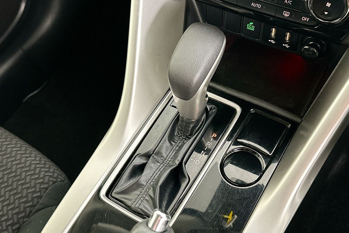 2024 Mitsubishi ECLIPSE CROSS ES (2WD) YB MY24