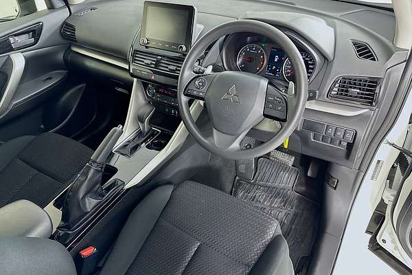 2024 Mitsubishi ECLIPSE CROSS ES YB