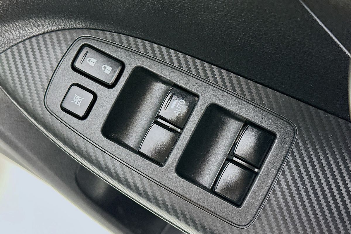 2019 Mitsubishi ECLIPSE CROSS BLACK EDITION (2WD) YA MY19