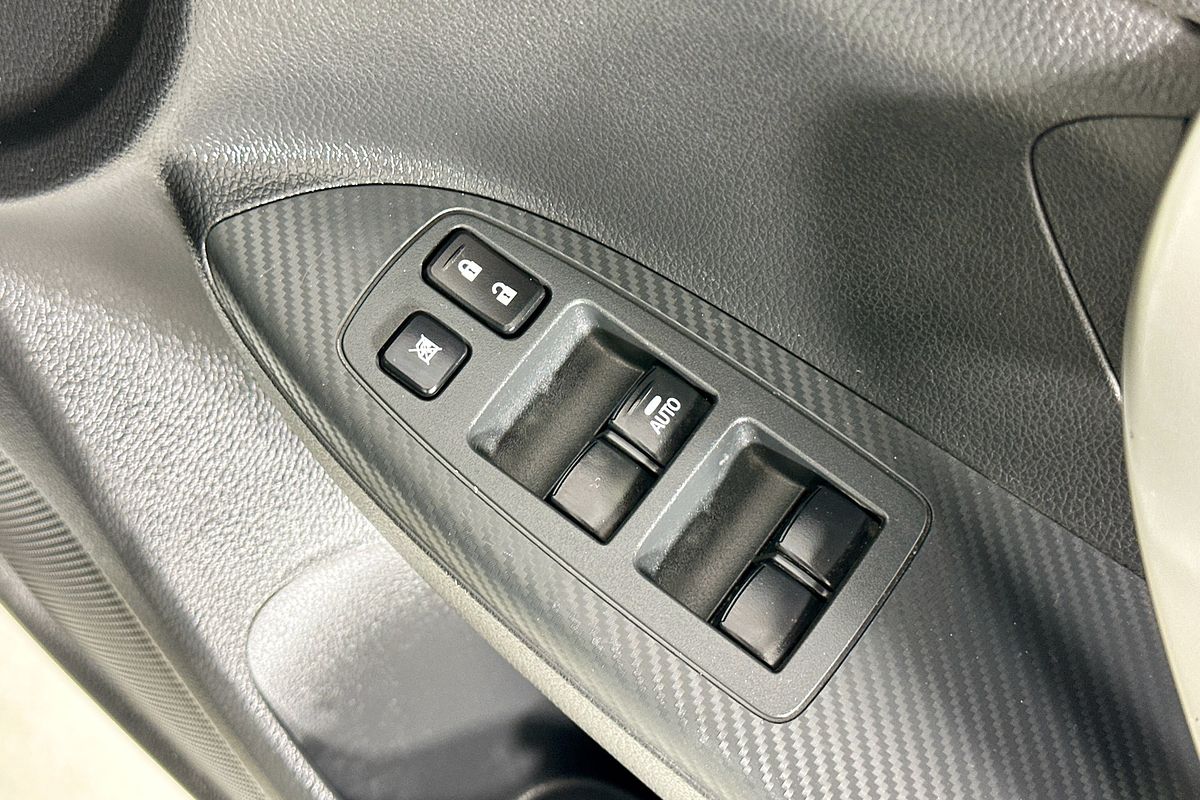 2024 Mitsubishi ECLIPSE CROSS ES (2WD) YB MY24