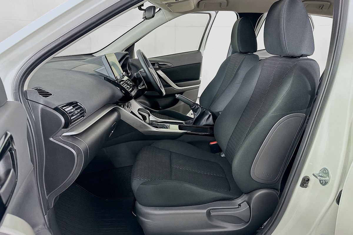 2024 Mitsubishi ECLIPSE CROSS ES YB