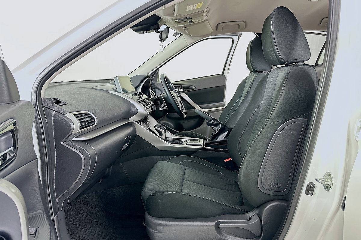 2019 Mitsubishi ECLIPSE CROSS BLACK EDITION (2WD) YA MY19