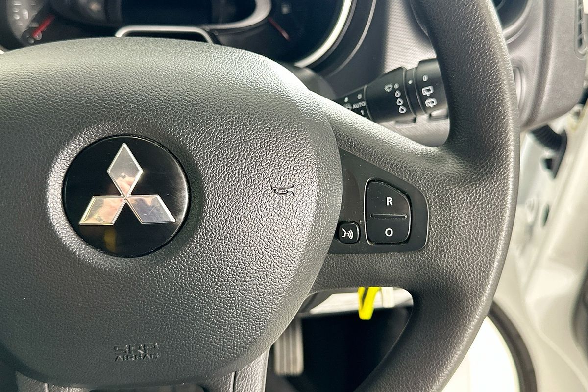 2021 Mitsubishi EXPRESS GLX SWB (MULTIMEDIA/NAVI) SN MY22 SWB