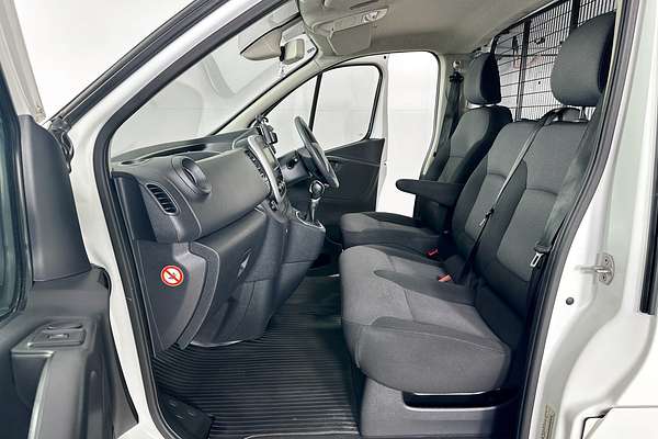 2021 Mitsubishi EXPRESS GLX LWB (MULTIMEDIA/NAVI) SN MY22 LWB