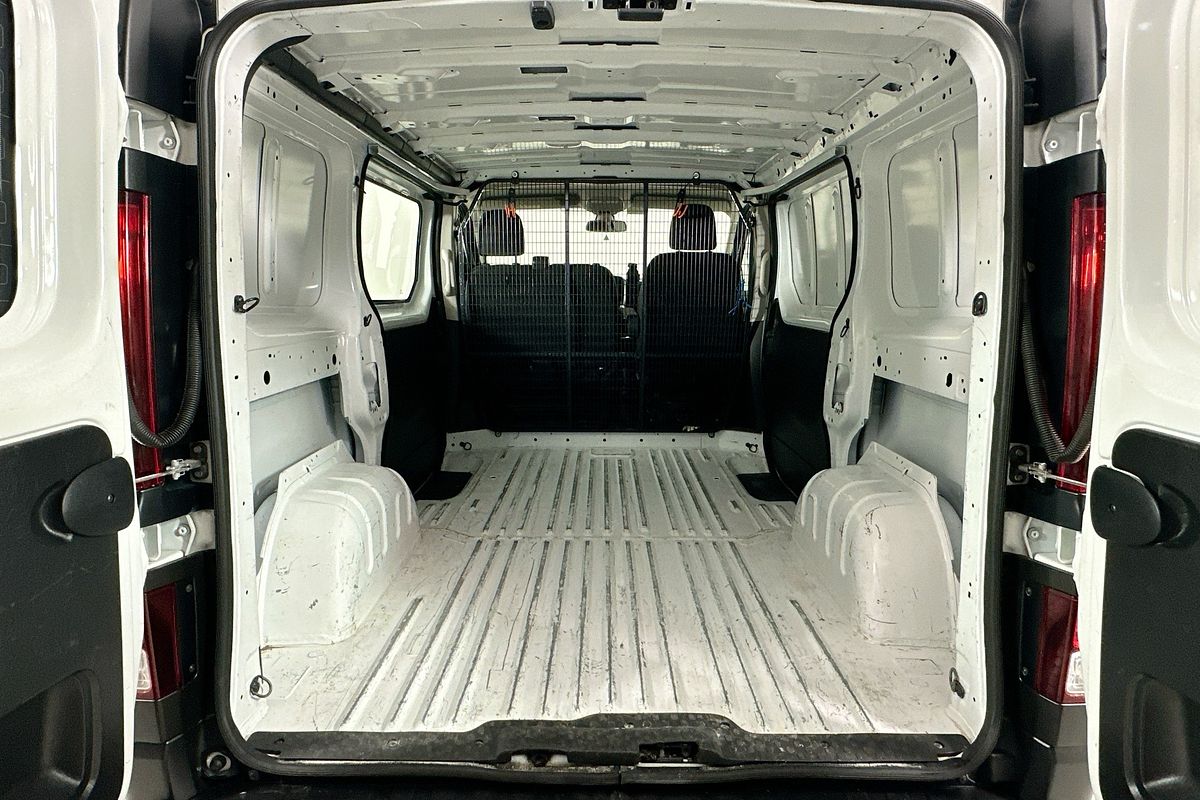 2021 Mitsubishi EXPRESS GLX LWB (MULTIMEDIA/NAVI) SN MY22 LWB