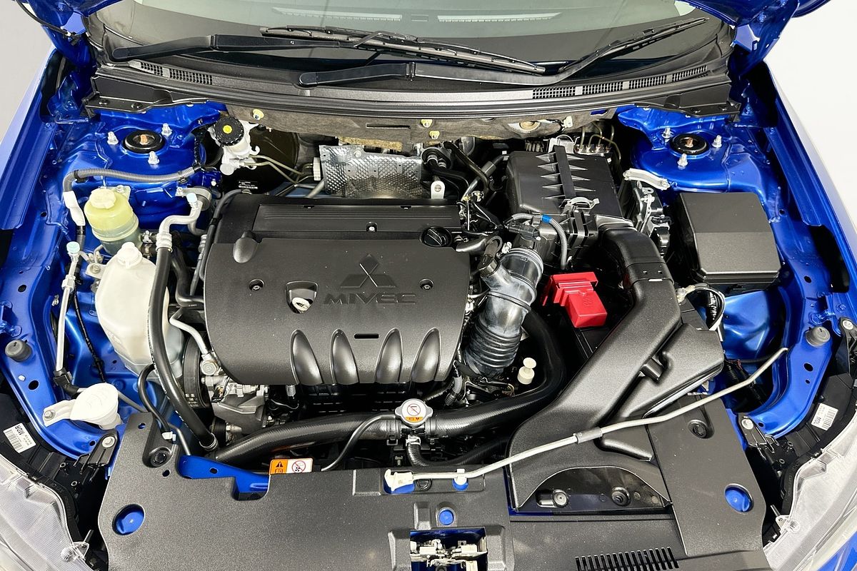 2016 Mitsubishi LANCER ES SPORT CF