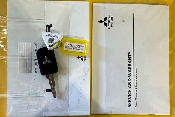 2016 Mitsubishi LANCER ES SPORT CF