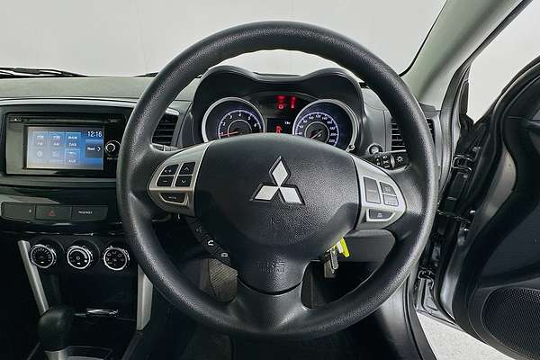 2017 Mitsubishi LANCER ES SPORT CF MY17