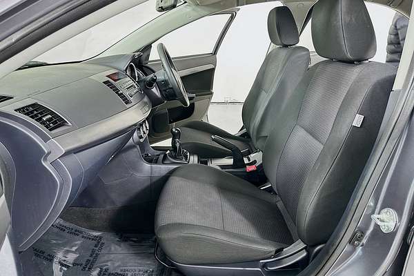 2011 Mitsubishi Lancer SX CJ