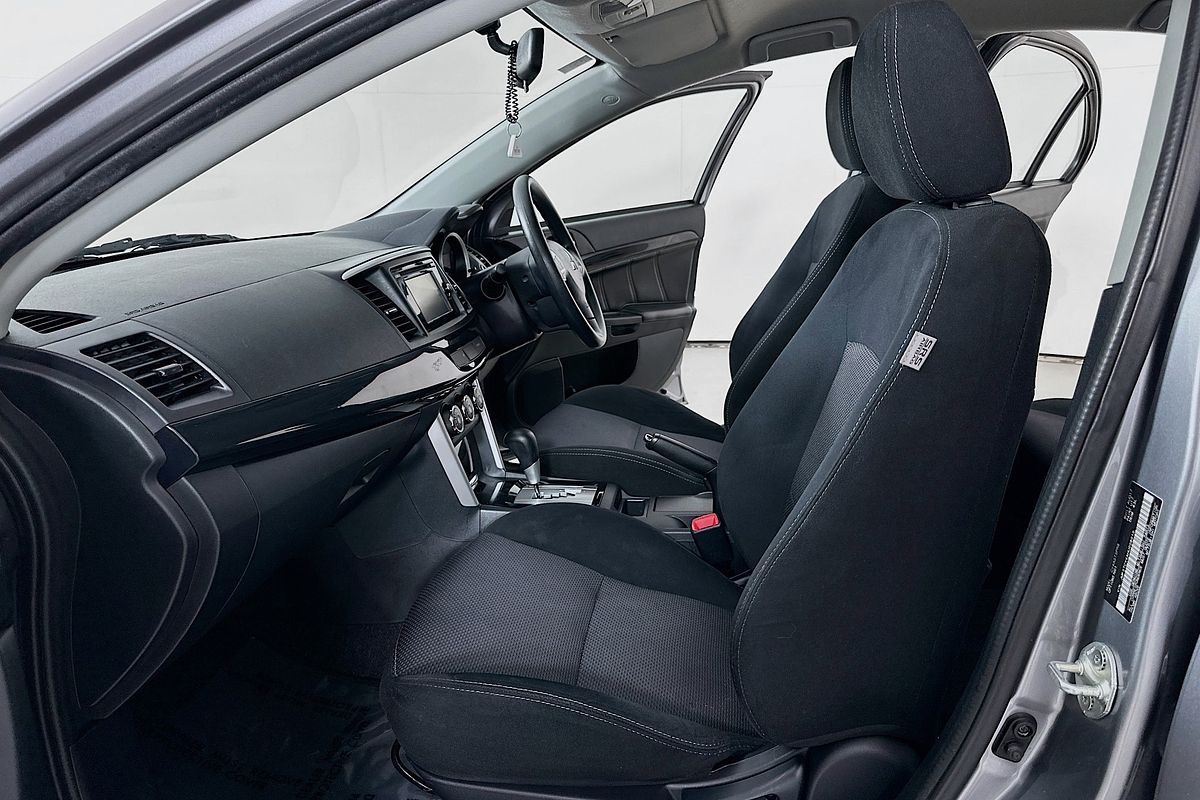 2017 Mitsubishi LANCER ES SPORT CF MY17
