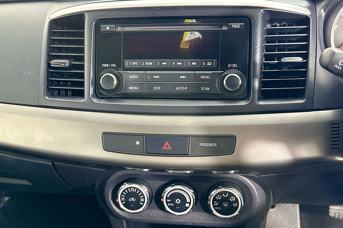 2015 Mitsubishi LANCER ES SPORT CJ MY15