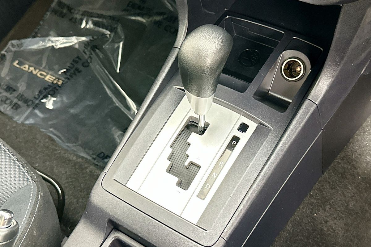 2015 Mitsubishi LANCER ES SPORT CJ MY15