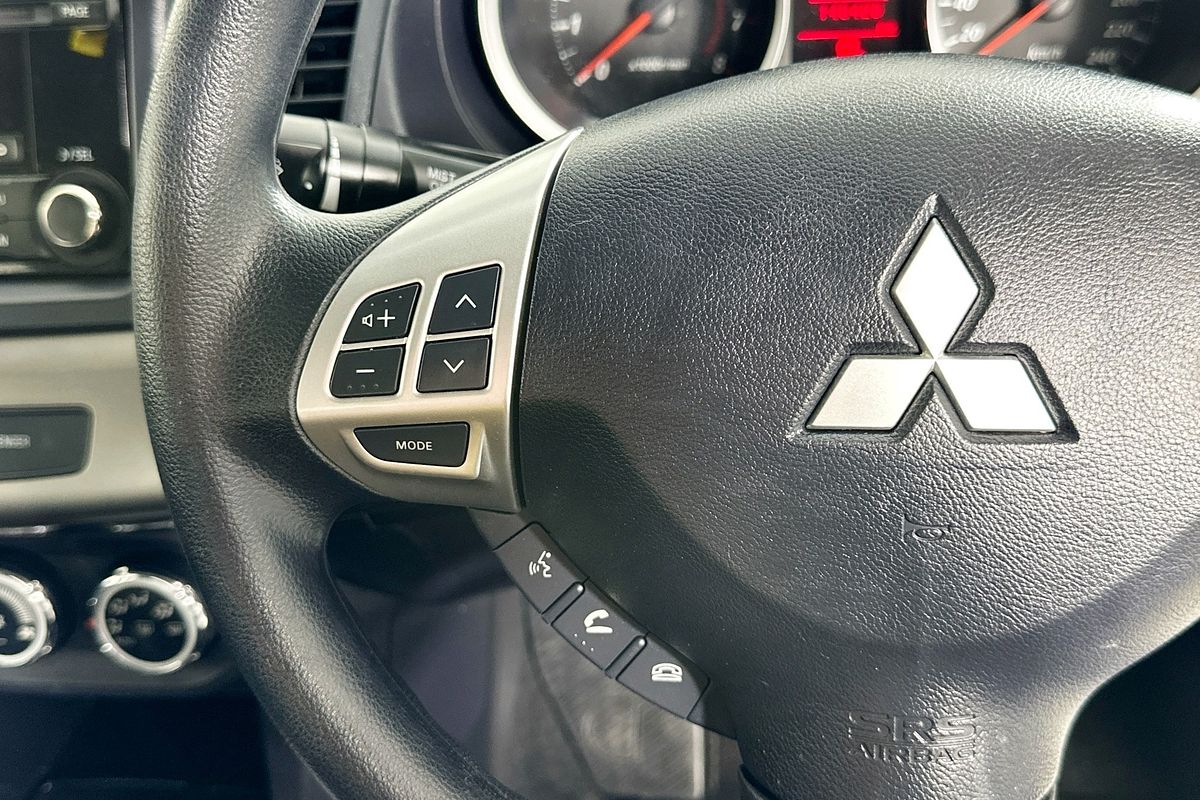 2015 Mitsubishi LANCER ES SPORT CJ MY15