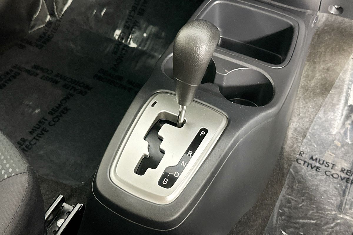 2016 Mitsubishi MIRAGE ES LA MY16