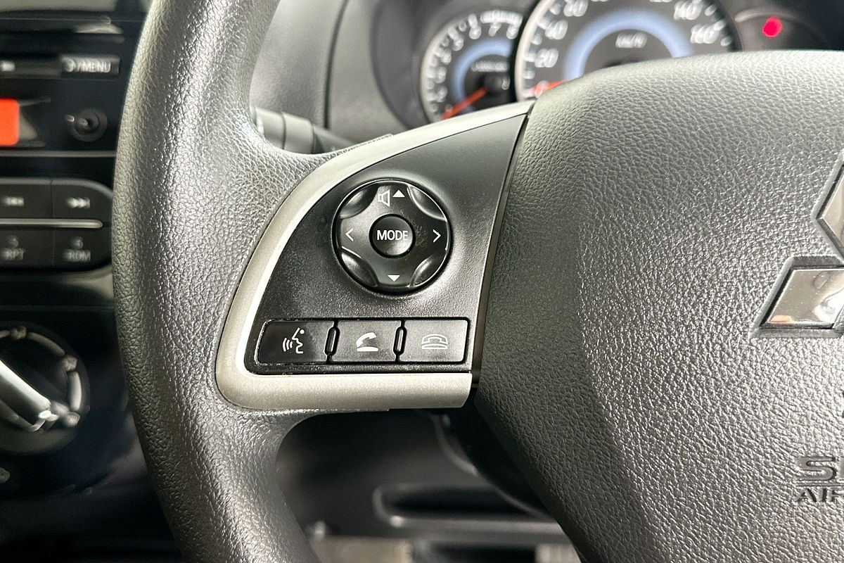 2016 Mitsubishi MIRAGE ES LA MY16