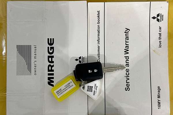 2016 Mitsubishi MIRAGE ES LA MY16