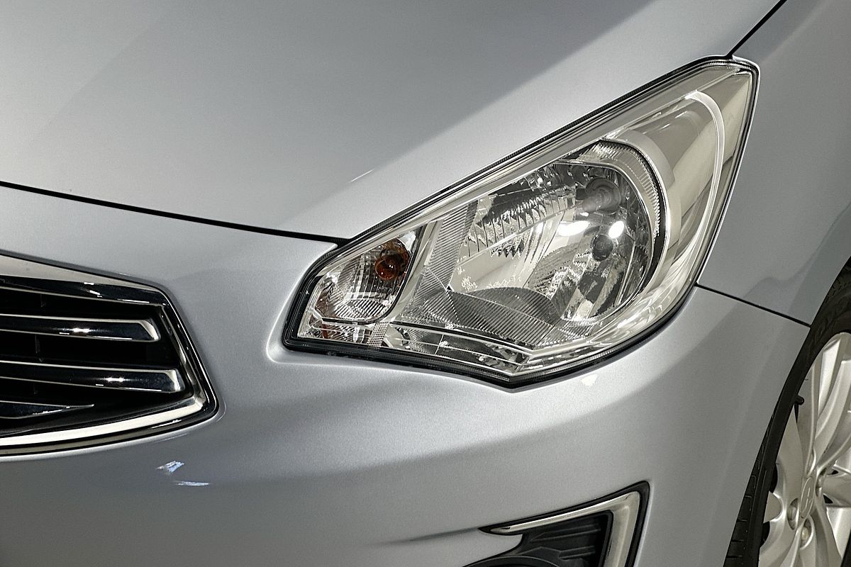 2016 Mitsubishi MIRAGE ES LA MY16