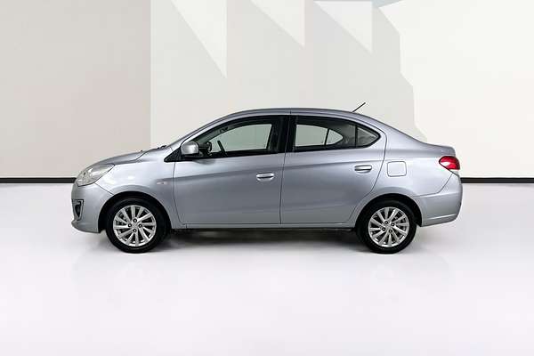 2016 Mitsubishi MIRAGE ES LA MY16