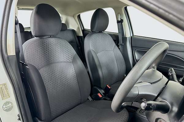 2015 Mitsubishi MIRAGE ES LA MY15