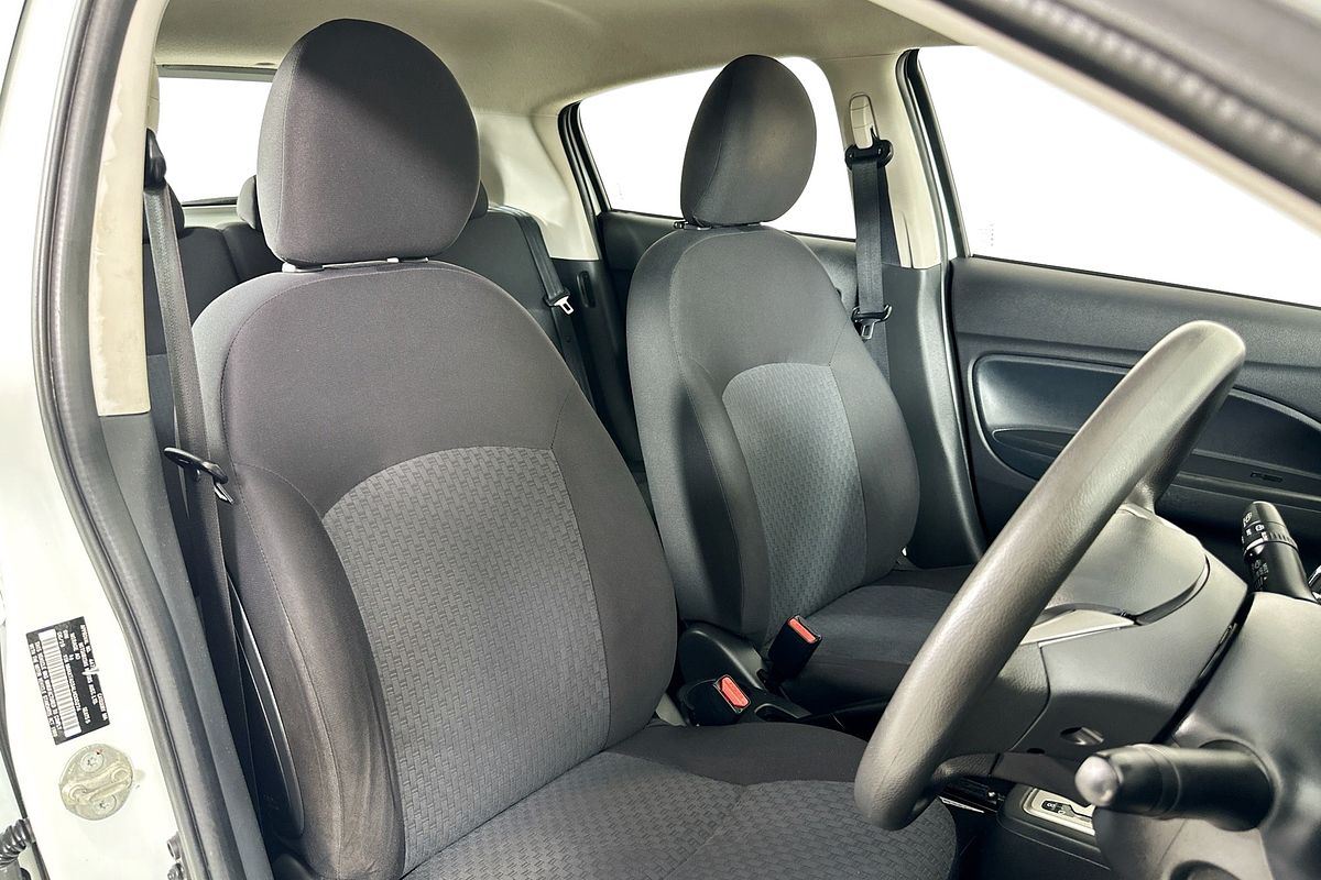 2019 Mitsubishi MIRAGE ES LA MY20