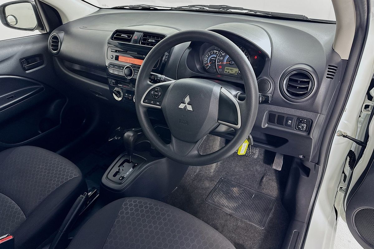 2015 Mitsubishi MIRAGE ES LA MY15