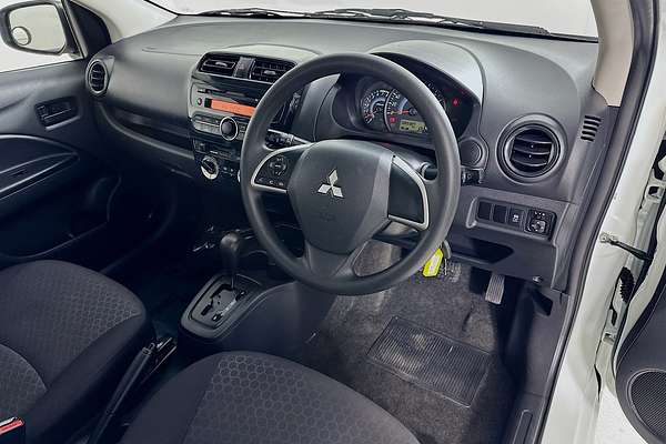 2015 Mitsubishi MIRAGE ES LA MY15