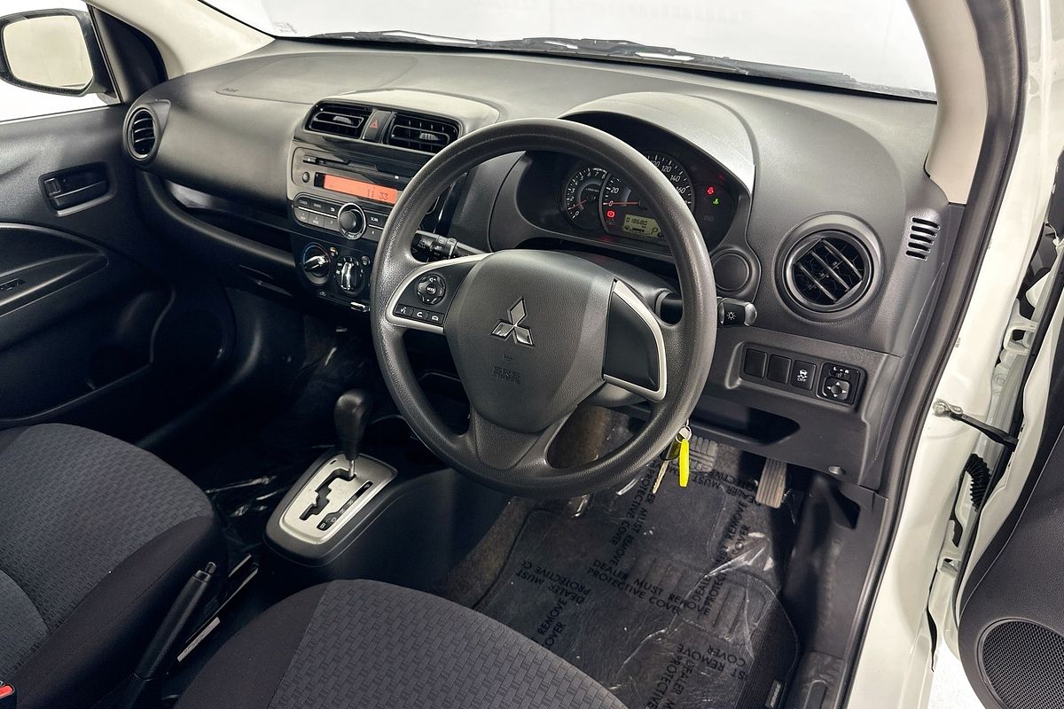 2019 Mitsubishi MIRAGE ES LA MY20