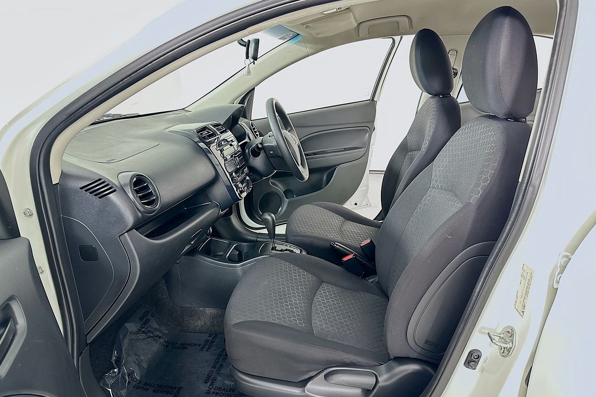 2015 Mitsubishi MIRAGE ES LA MY15