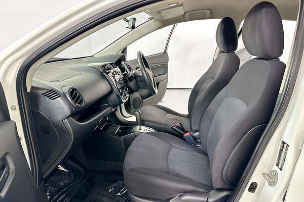 2019 Mitsubishi MIRAGE ES LA MY20