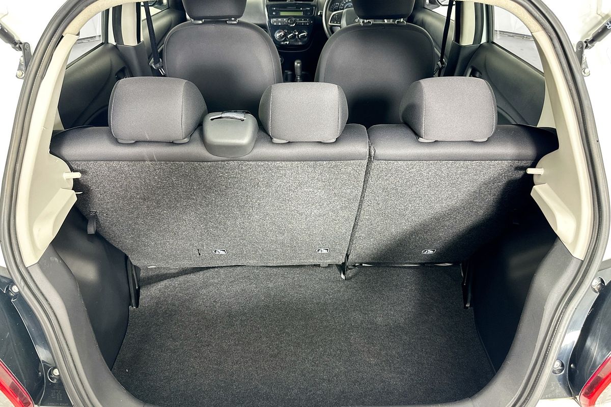 2017 Mitsubishi MIRAGE ES LA MY16