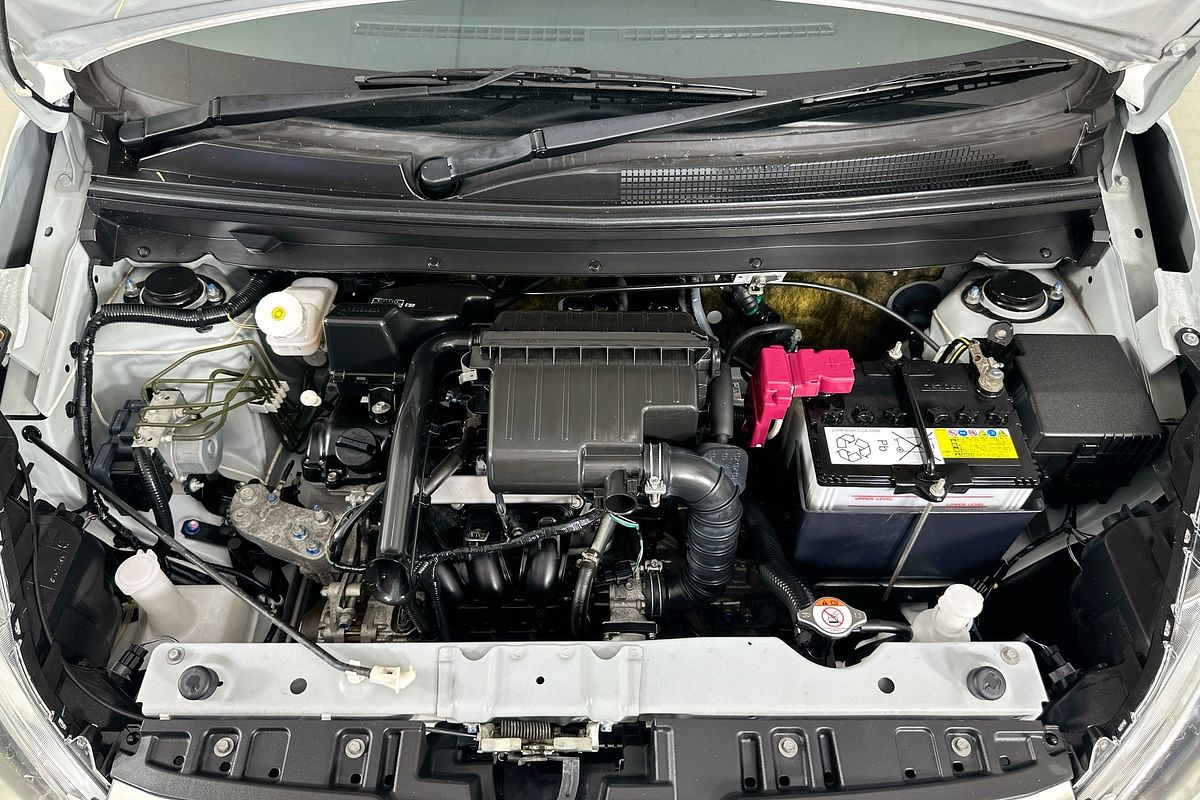 2017 Mitsubishi MIRAGE ES LA MY16