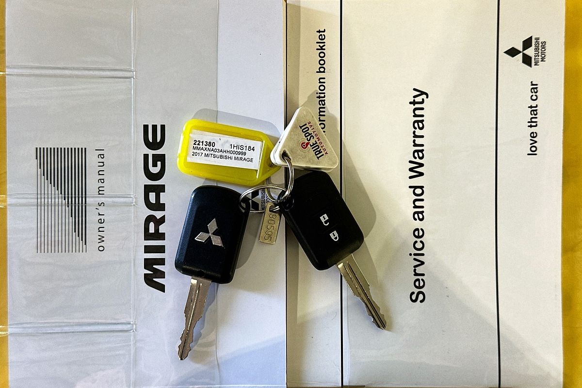 2017 Mitsubishi MIRAGE ES LA MY16