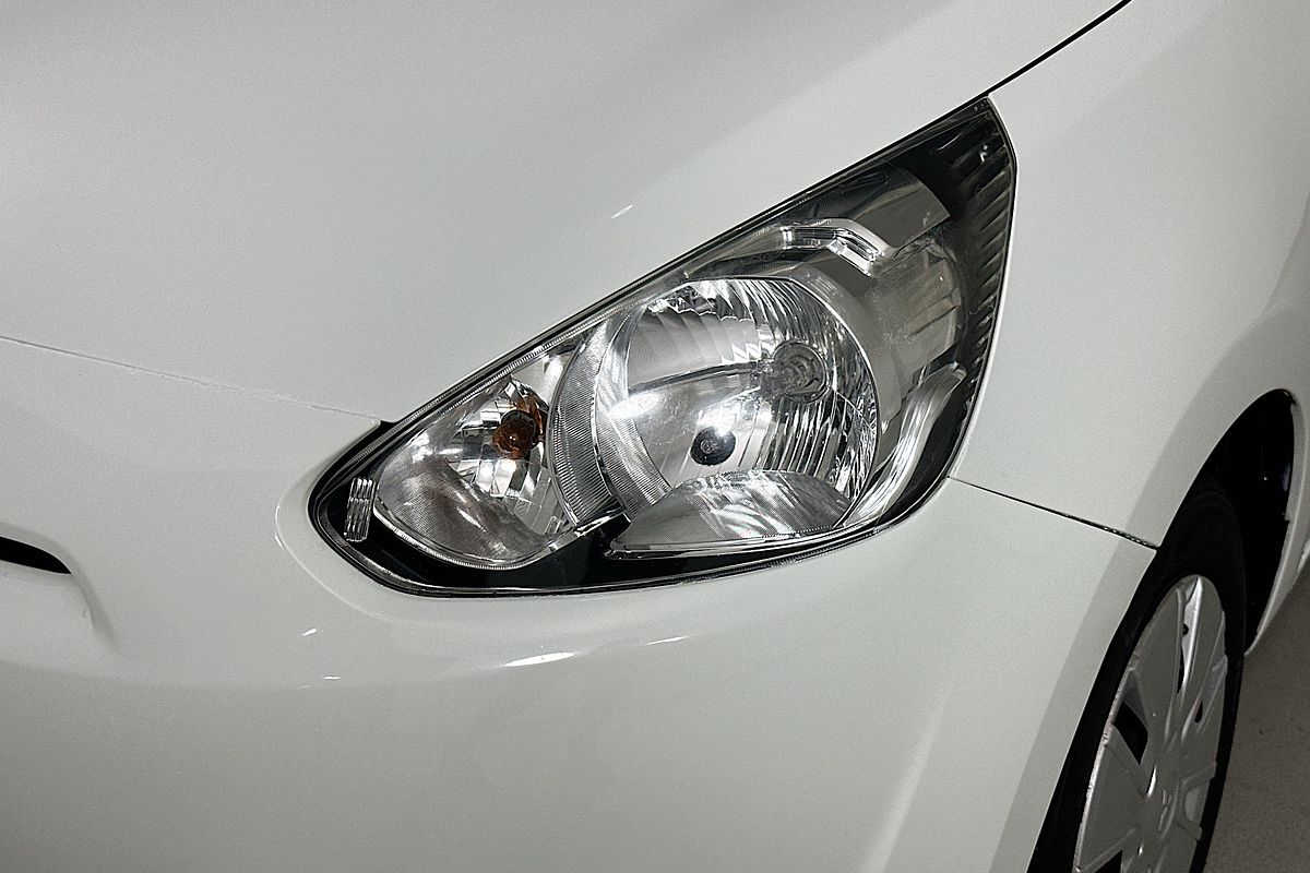 2015 Mitsubishi MIRAGE ES LA MY15