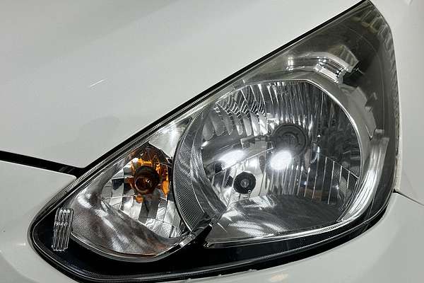 2017 Mitsubishi MIRAGE ES LA MY16