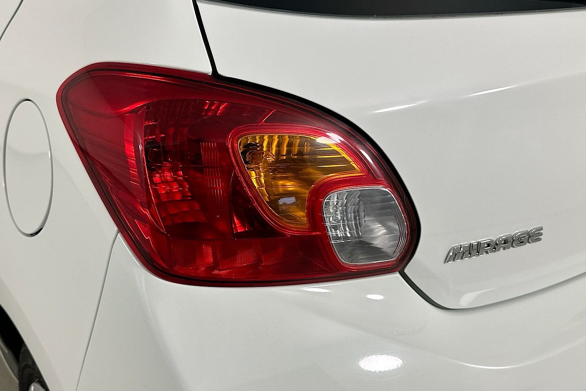 2021 Mitsubishi MIRAGE ES LB MY22