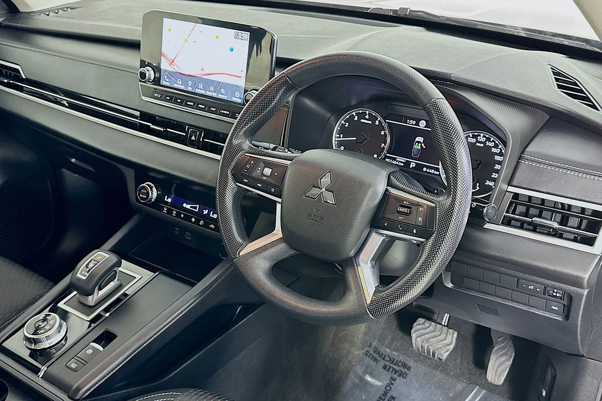 2021 Mitsubishi OUTLANDER ES 5 SEAT (2WD) ZM MY22