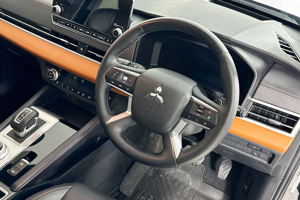 2023 Mitsubishi OUTLANDER EXCEED TOURER 7 SEAT (AWD) ZM MY23