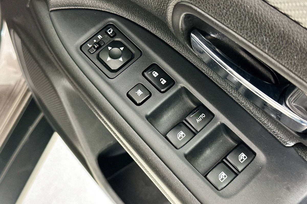 2017 Mitsubishi OUTLANDER LS 7 SEAT (AWD) ZL MY18.5