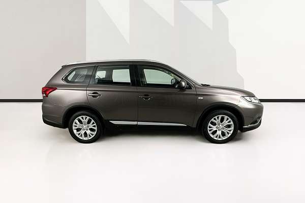 2020 Mitsubishi OUTLANDER ES 7 SEAT (AWD) ZL MY20