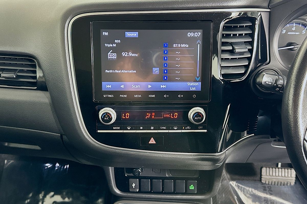 2020 Mitsubishi OUTLANDER ES 7 SEAT (AWD) ZL MY20