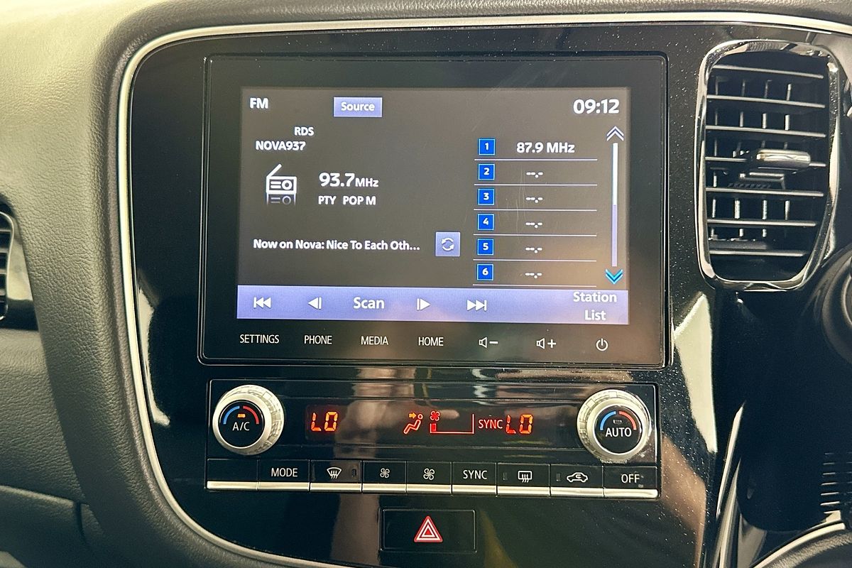2021 Mitsubishi OUTLANDER ES 7 SEAT (AWD) ZL MY21
