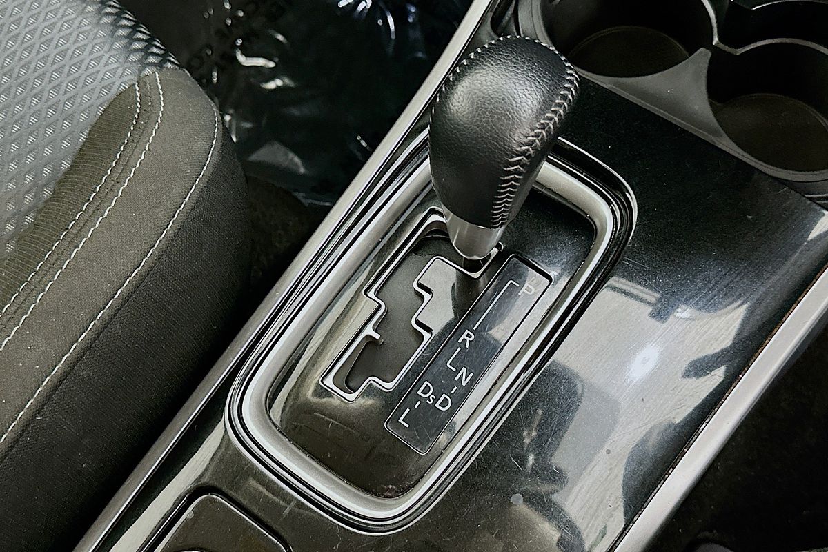 2021 Mitsubishi OUTLANDER ES 7 SEAT (AWD) ZL MY21