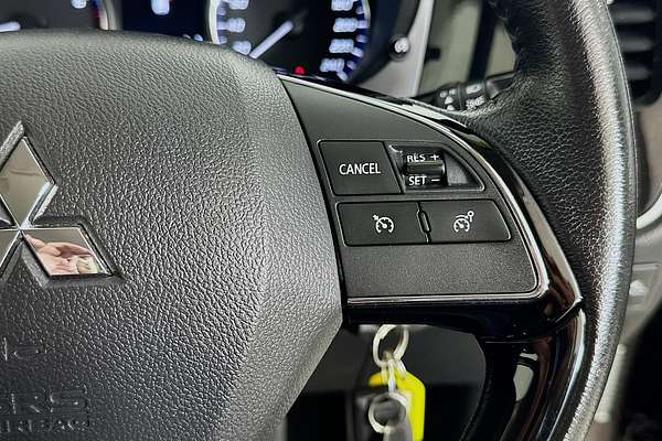 2020 Mitsubishi OUTLANDER ES 7 SEAT (AWD) ZL MY20