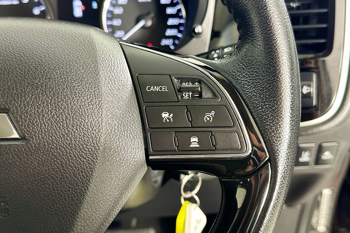2021 Mitsubishi OUTLANDER ES 7 SEAT (AWD) ZL MY21