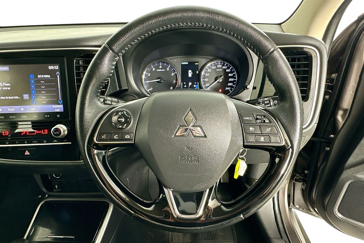 2021 Mitsubishi OUTLANDER ES 7 SEAT (AWD) ZL MY21